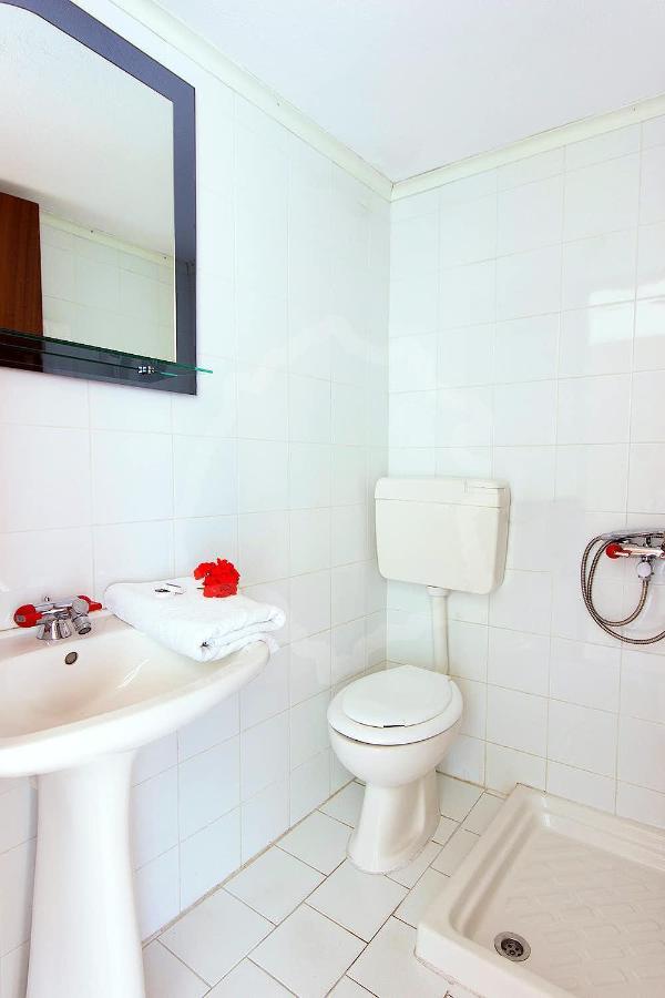 Zeus Guesthouse パナギア エクステリア 写真